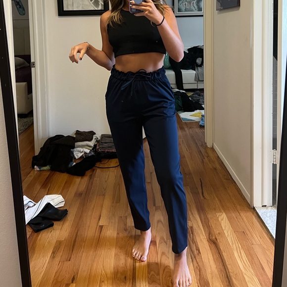 Lululemon pants navy blue - Picture 1 of 4